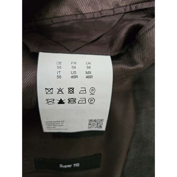 HUGO BOSS Blazer Jacket, Size 46R, REDA, Woven In Italy. - Picture 7 of 7